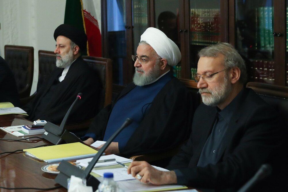 تصویری از روحانی، لاریجانی و رئیسی در جلسه شورای عالی فضای مجازی
