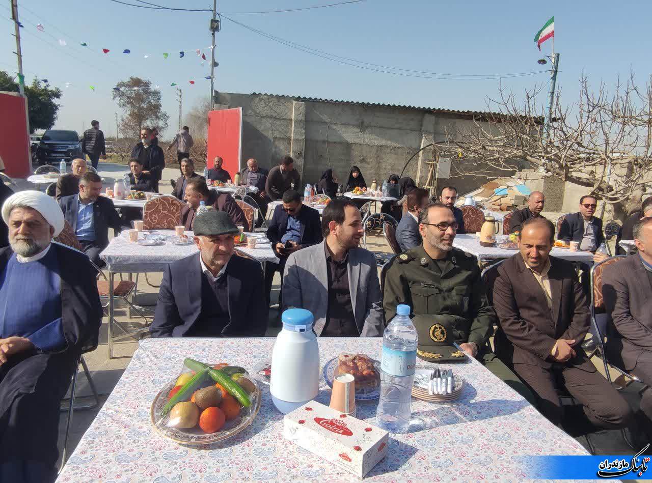 افتتاح مرغداری ۴۲هزار قطعه ای در روستای دوراب شهرستان نکا در فجر ۴۴ + گزارش تصویری