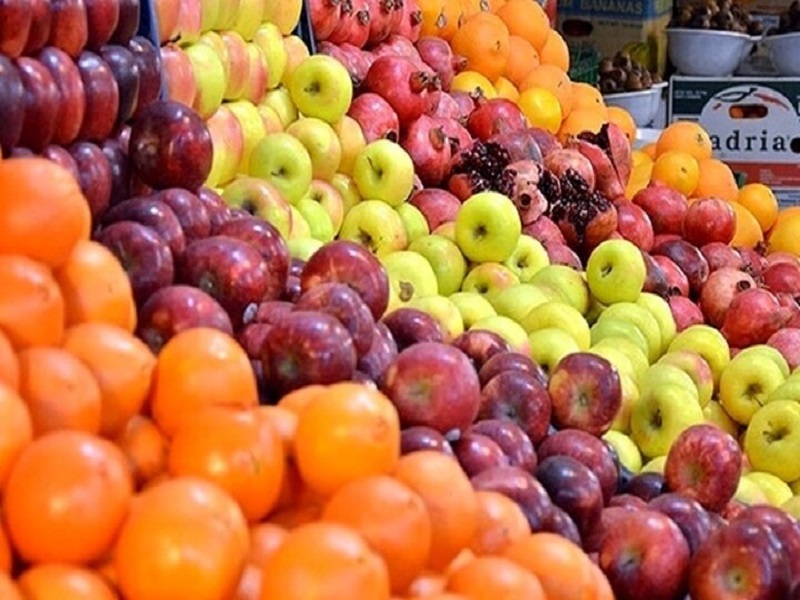 توزیع ۳۰۰ تن میوه برای روزهای عید در کرمانشاه