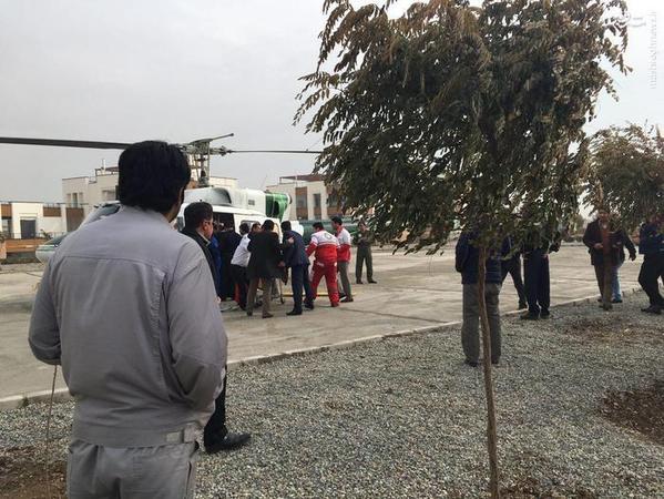 سقوط هلی کوپتر در دریاچه چیتگر +تصاویر