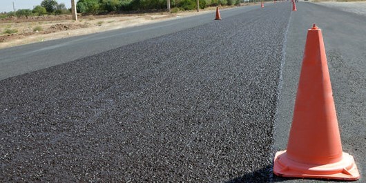 آغاز عملیات لکه گیری و روکش آسفالت محور بوئین زهراء – ساوه آغاز عملیات لکه گیری و روکش آسفالت محور بوئین زهراء – ساوه