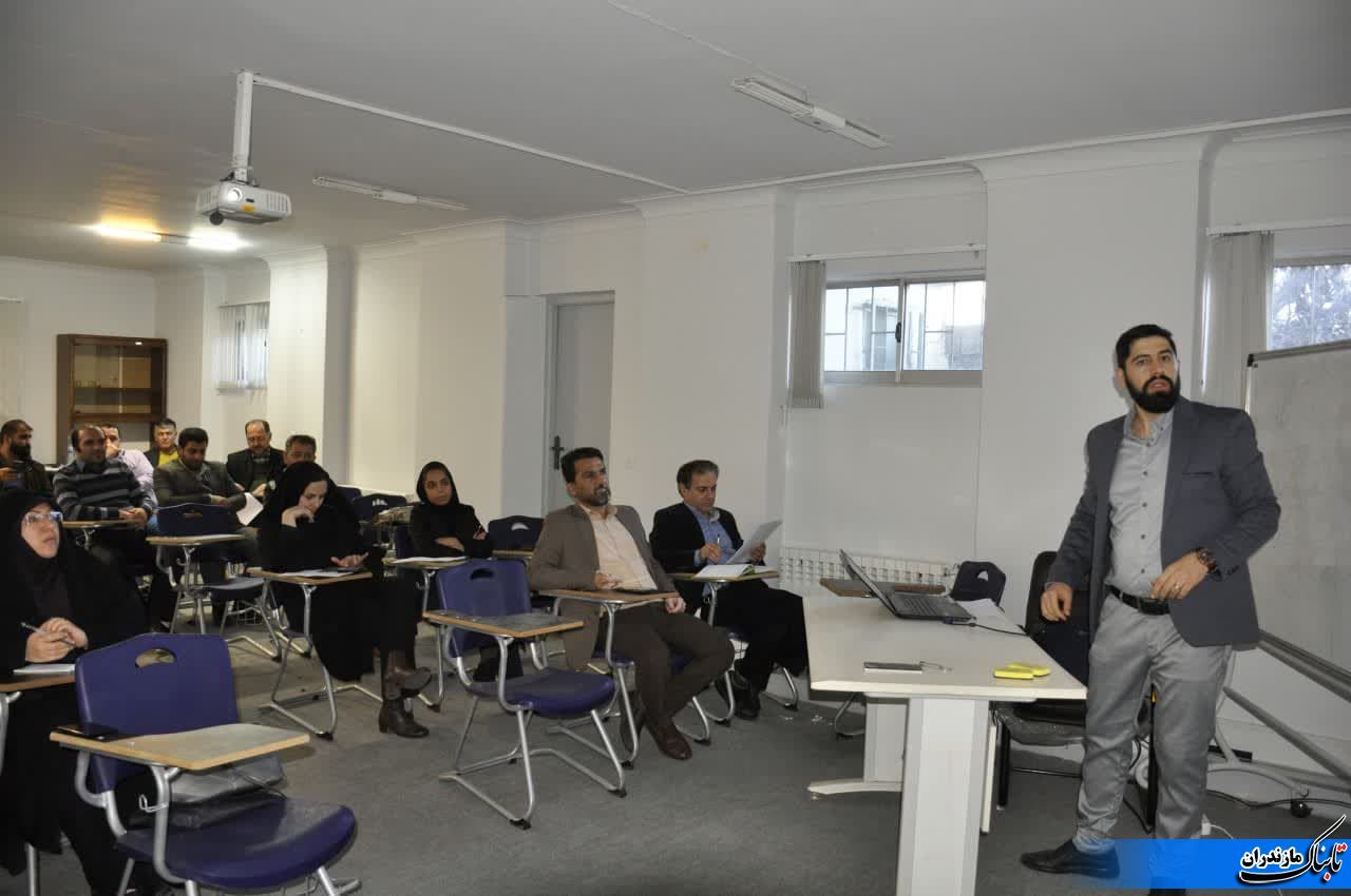 برگزاری دوره‌های آموزشی مکالمه زبان‌های عربی و انگلیسی در دانشگاه مازندران