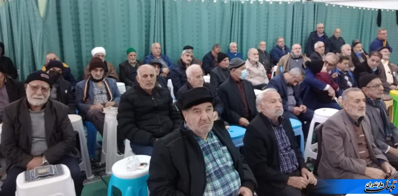 علی&zwnj;رغم تحریم&zwnj;ها و مشکلات، خادمان ملت در طول این ۴۵ سال، خدمات گسترده&zwnj;ای نمودند