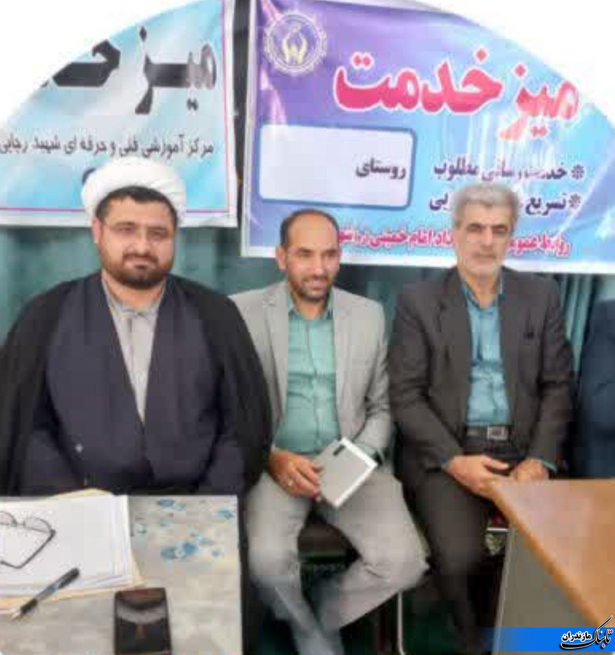 همزمان با دومین روز هفته&zwnj;ی دولت، میز خدمت دستگاه&zwnj;های دولت در نکا برگزار شد