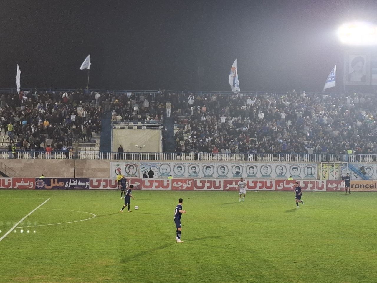 مصاف شمال و مرکز با نتیجه یک بر یک به پایان رسید+تصاویر مصاف شمال و مرکز با نتیجه یک بر یک به پایان رسید+تصاویر