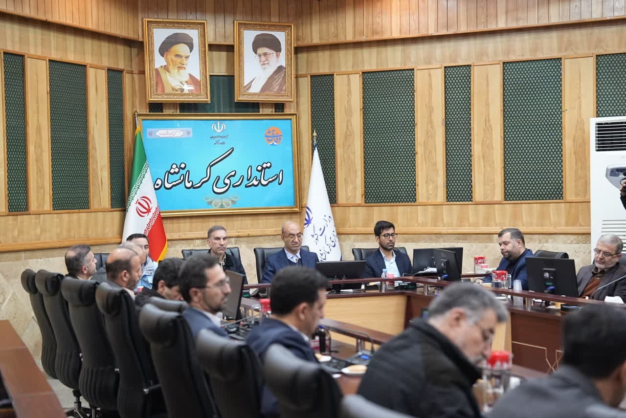 درجه هوا تا ۱۵ درجه کاهش خواهد داشت
/ آماده باش تمام دستگاهها در کرمانشاه