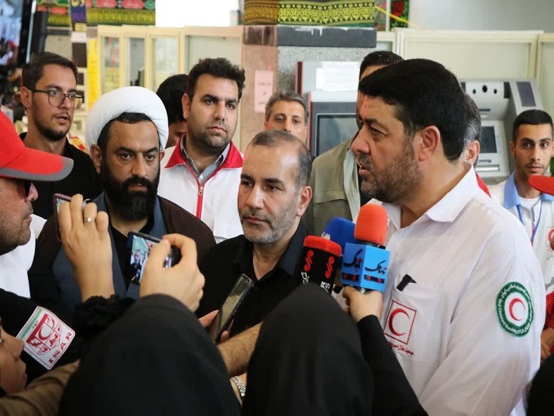 خدمات رسانی ۸۰۰۰ نیروی هلال احمر در خاک عراق به زائران اربعین حسینی
