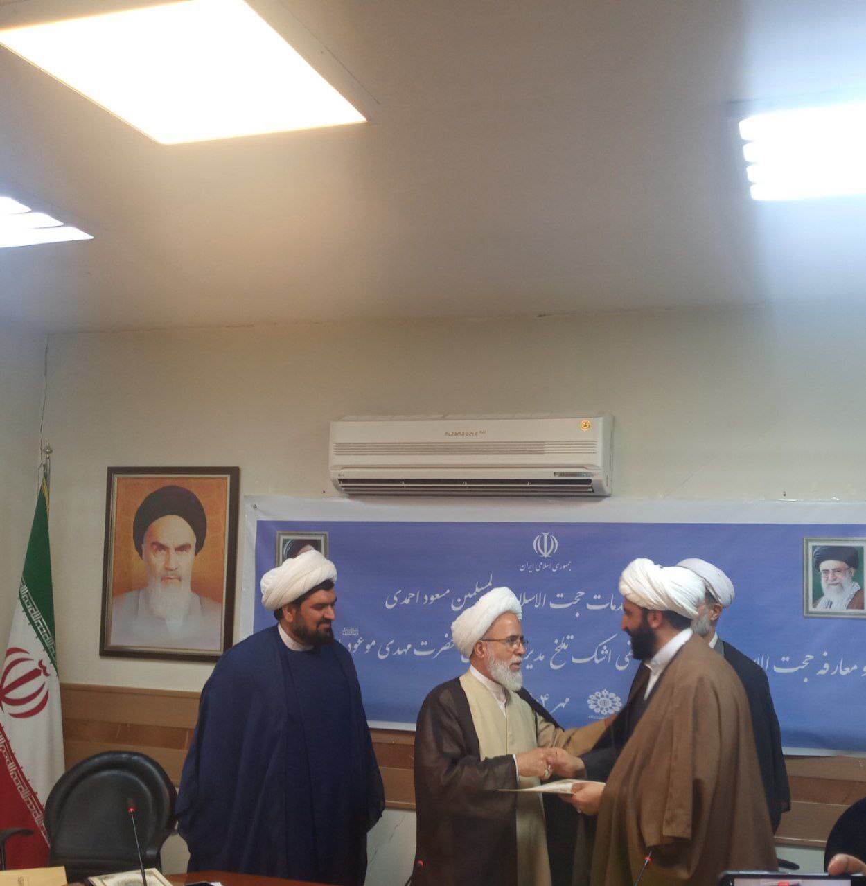 انتصاب مسئول جدید بنیاد مهدویت کرمانشاه و تاکید بر تقویت ارتباطات فرهنگی انتصاب مسئول جدید بنیاد مهدویت کرمانشاه و تاکید بر تقویت ارتباطات فرهنگی