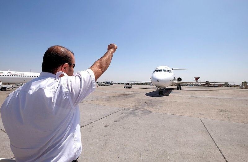 فرود اضطراری پرواز ماهشهر–تهران در اهواز فرود اضطراری پرواز ماهشهر–تهران در اهواز