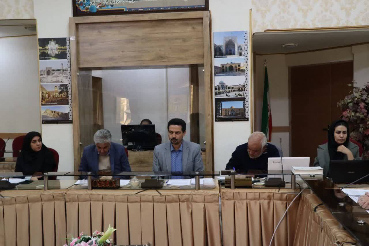 تأکید فرماندار سمنان بر ساماندهی خدمات و کاهش بار ترافیک تأکید فرماندار سمنان بر ساماندهی خدمات و کاهش بار ترافیک